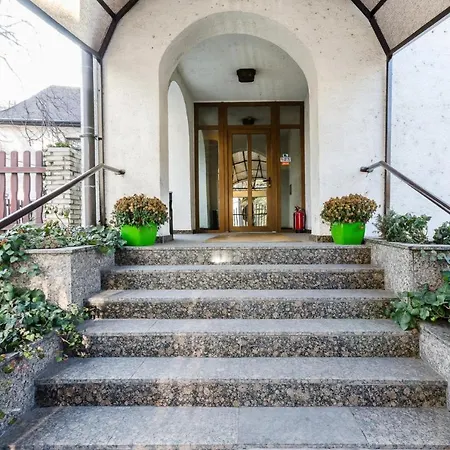 Richter Pansion 3* Budapest