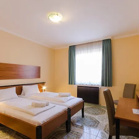 Grand Richter 3* Budapest